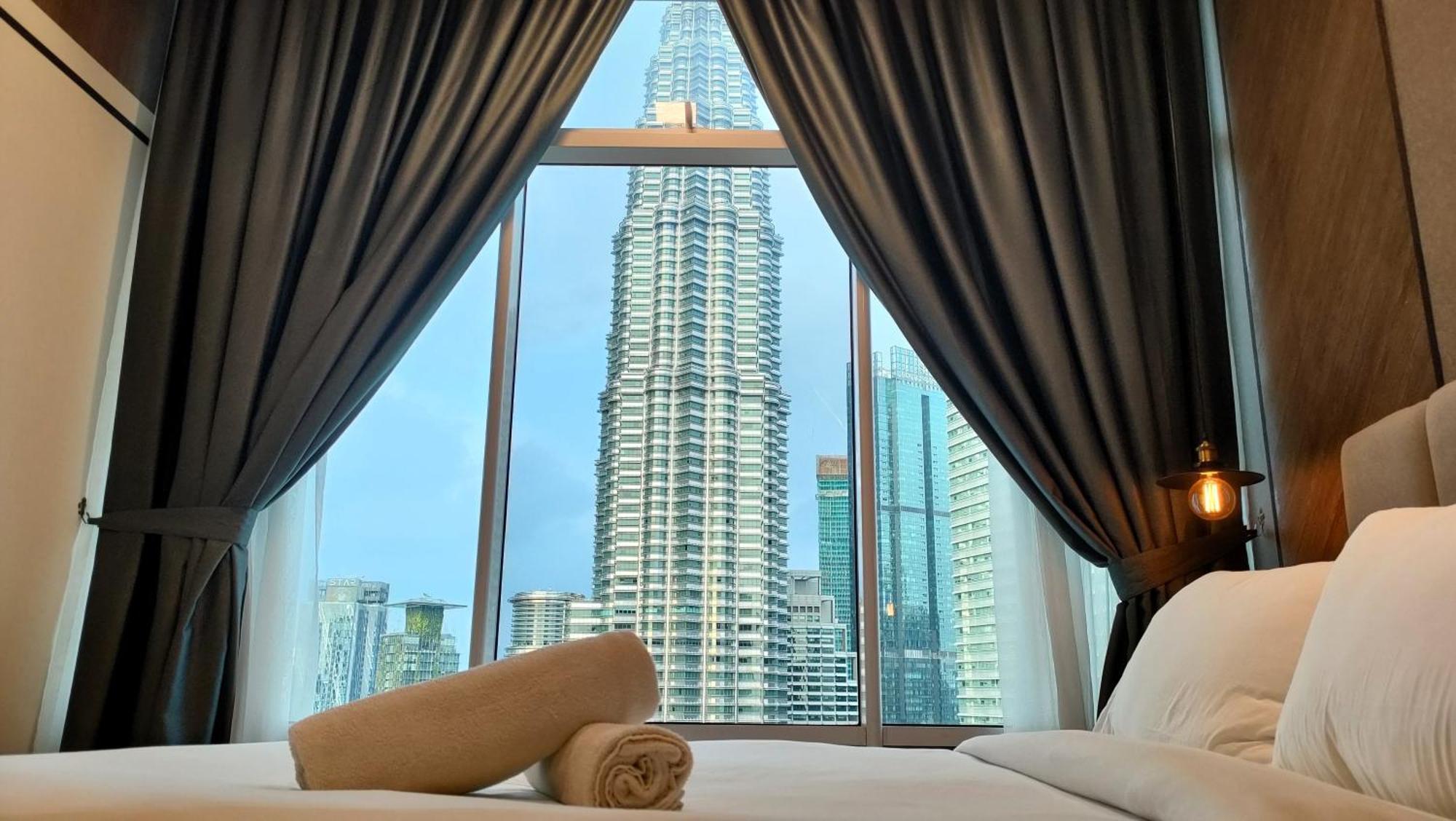 Sky Suites Klcc Homestay By Birdy Stay Kuala Lumpur Habitación foto