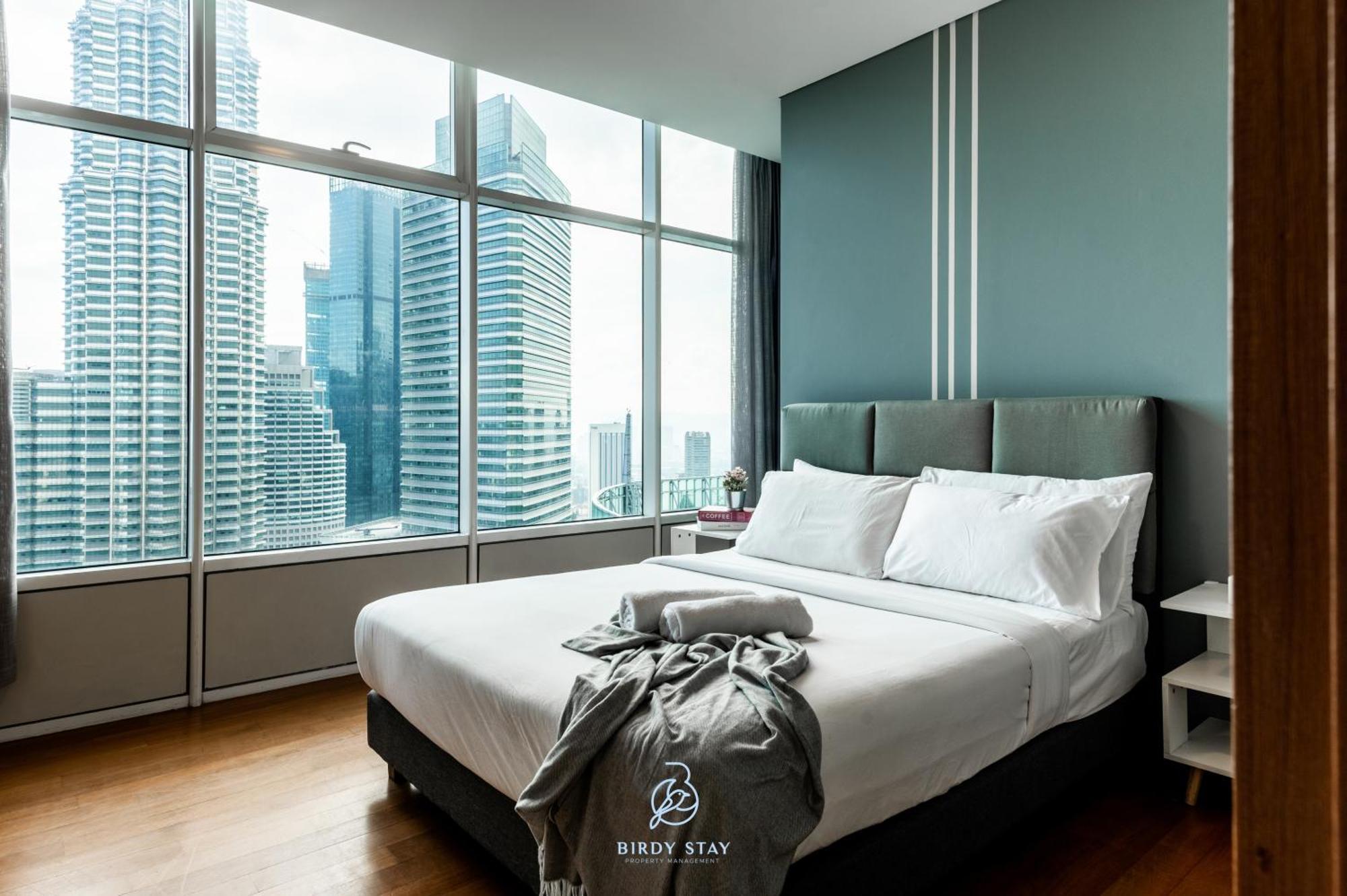 Sky Suites Klcc Homestay By Birdy Stay Kuala Lumpur Habitación foto